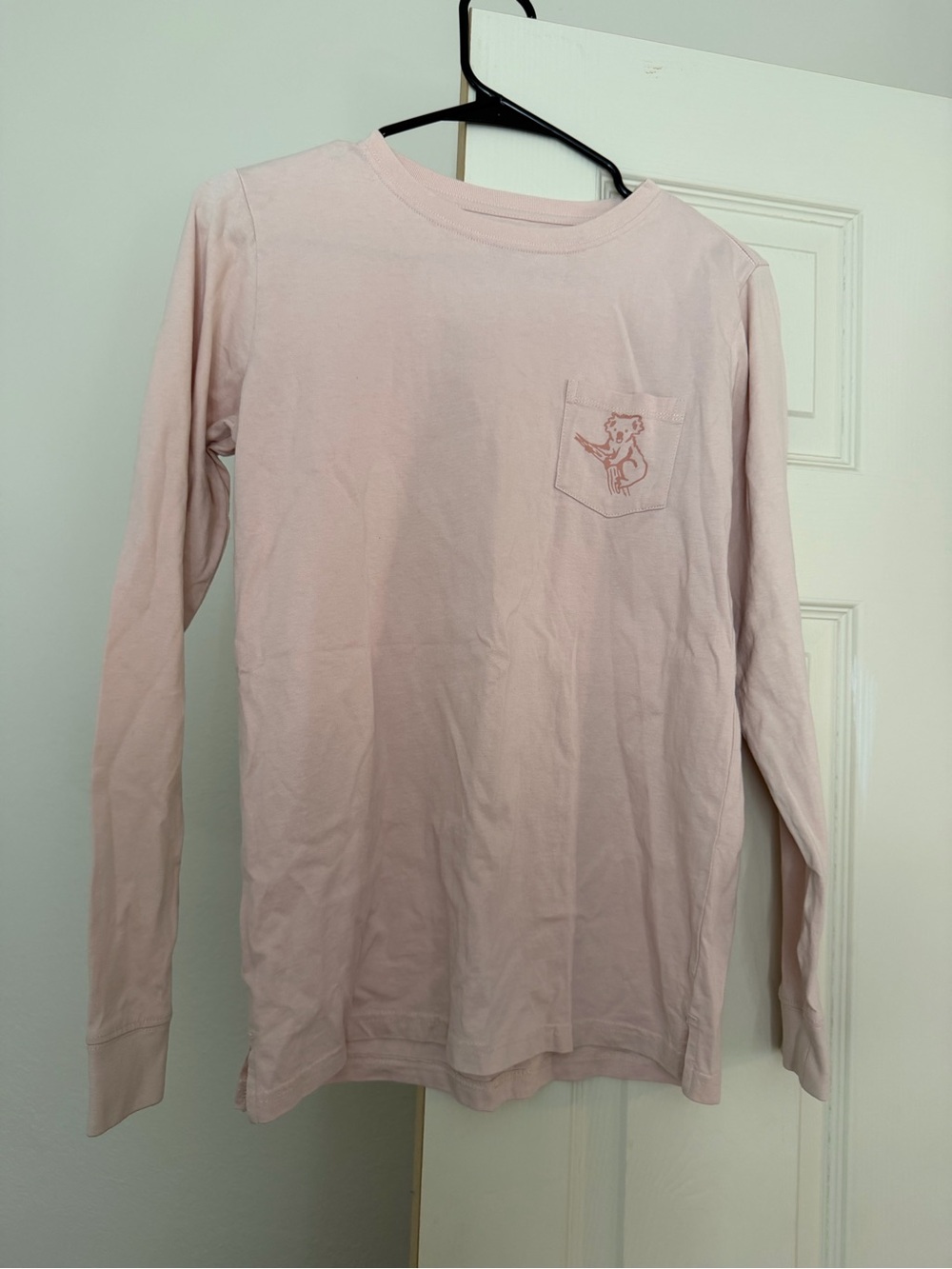 ivory ella Long Sleeve Pocket Tee in Light Pink with Bear Pocket Graphic